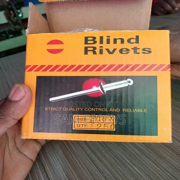 Rivets Blind