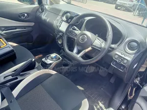 Nissan Note 2017 Black
