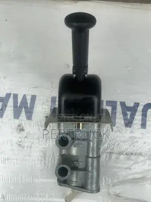 Wg9000360522 Hand Brake Valve Sinotruck,Shacman,Faw,Steyr