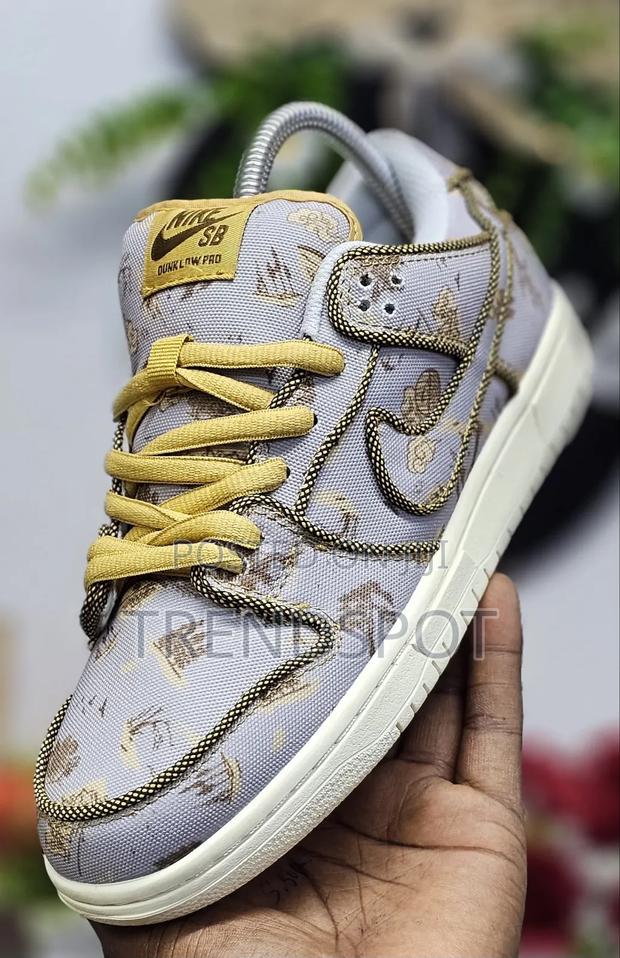 Dunk Low "City of Styles"
1st Leather