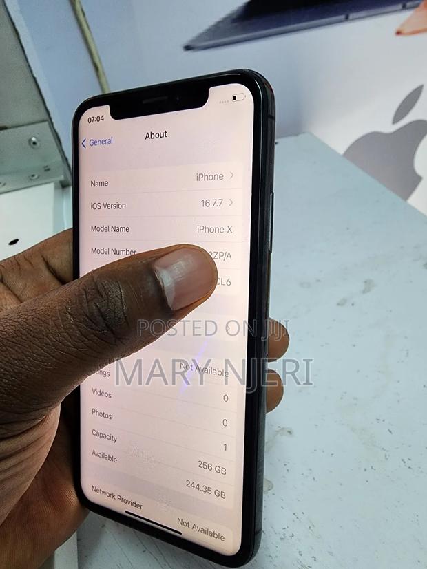 Apple iPhone X 256 GB Black - thumbnail 5