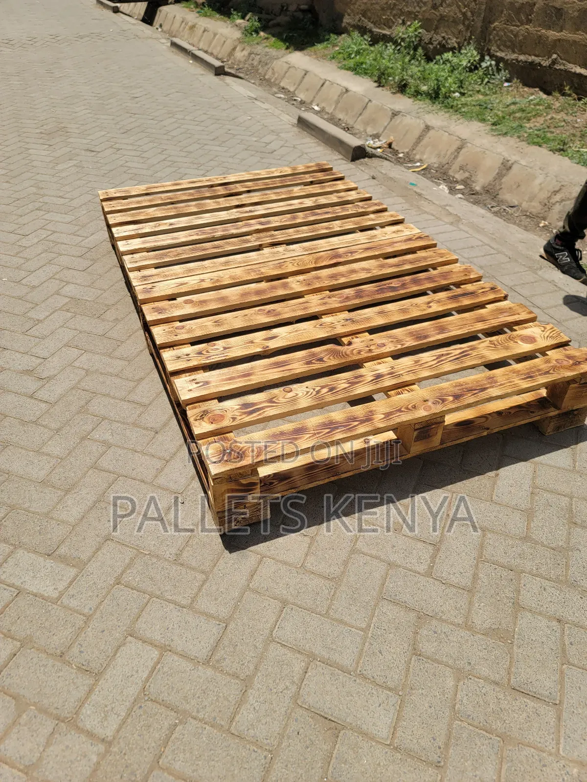 Pallet Bed - Simple and Versatile