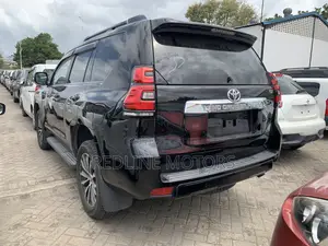 Toyota Land Cruiser Prado 2.8 2018 Matt Black