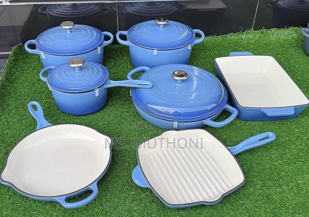 Blue  * *Enamel Cast Iron Cooking Pots* - main view