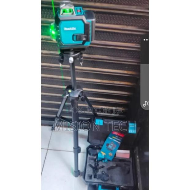 Makita Laser Level With Stand