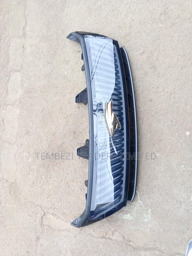 Original Front Grill Toyota Harrier New Shape 2014
