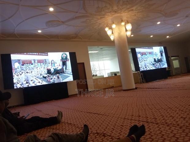 Led Panels Set Up in Different Locations - thumbnail 2