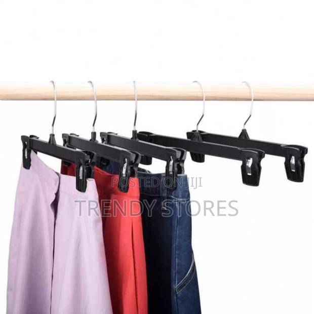 10 Pcs Heavy Duty Hangers With Clip - main view