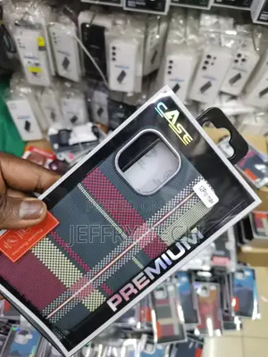 Magnetic Carbon Fibrdesign Phone Case for iPhone 12 Pro Max