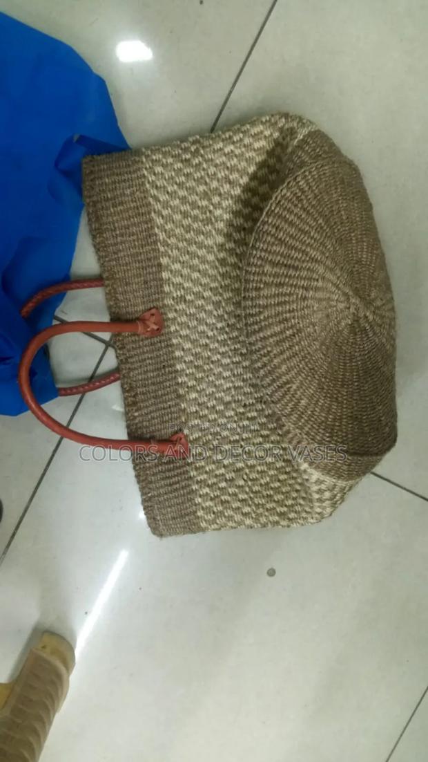 Size 12 With Handles of Leather
