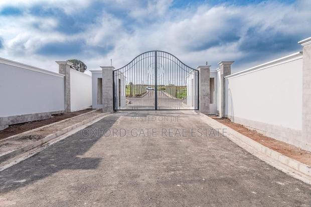 Lease Hold - thumbnail 3