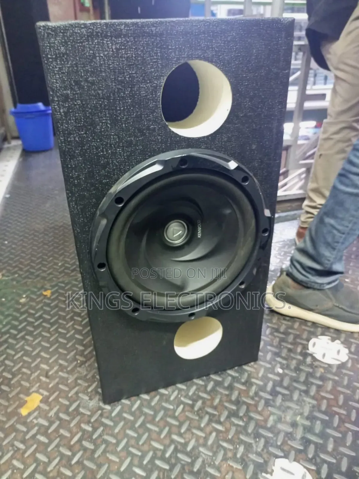 Kenwood Subwoofer 1000watts.