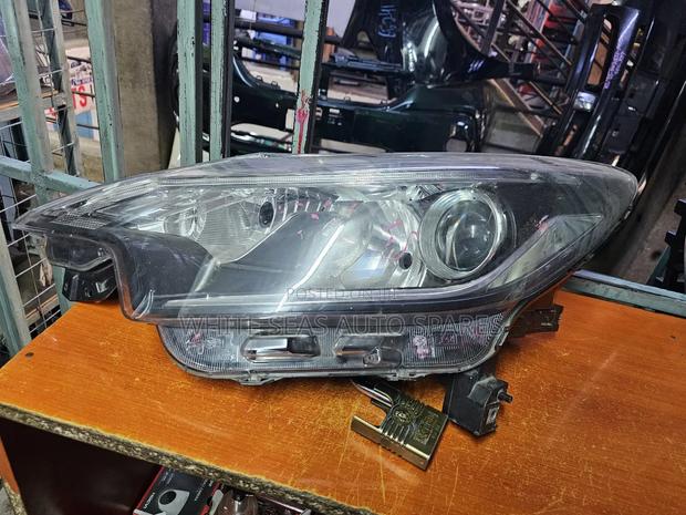 Headlight Note 2015 Zenon