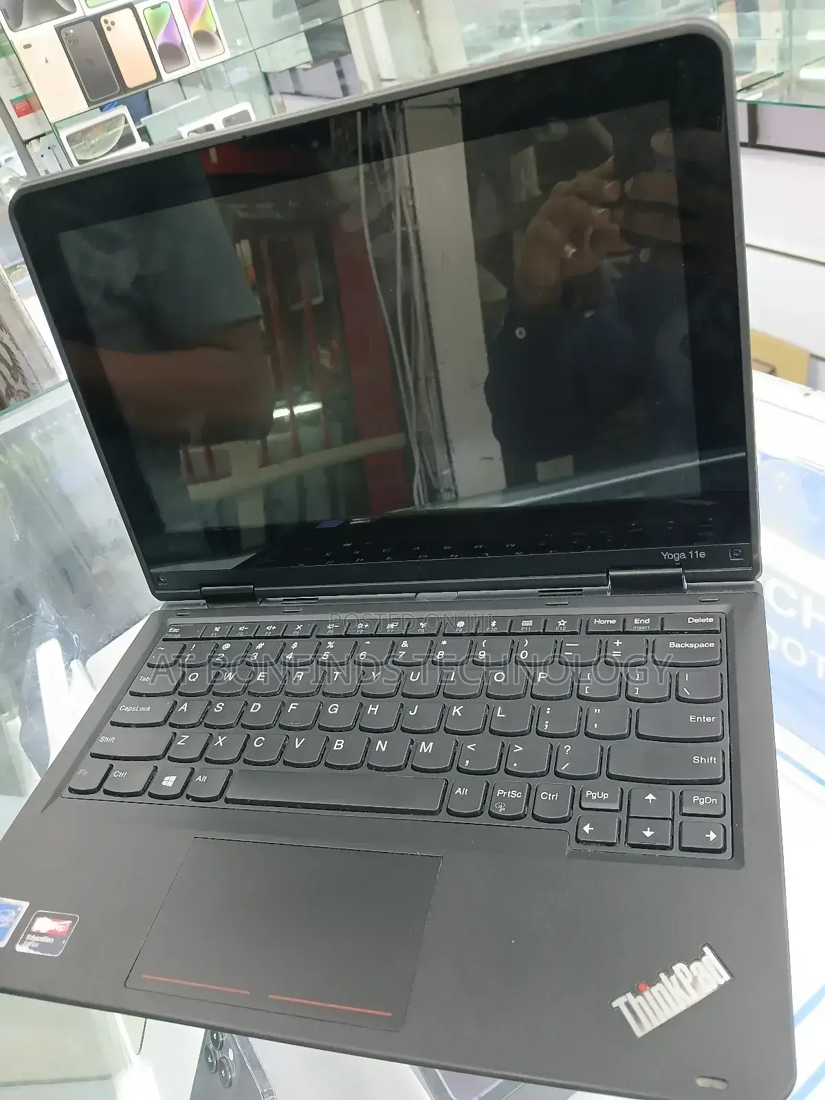 Laptop Lenovo Yoga 11e 8GB Intel Celeron SSD 128GB