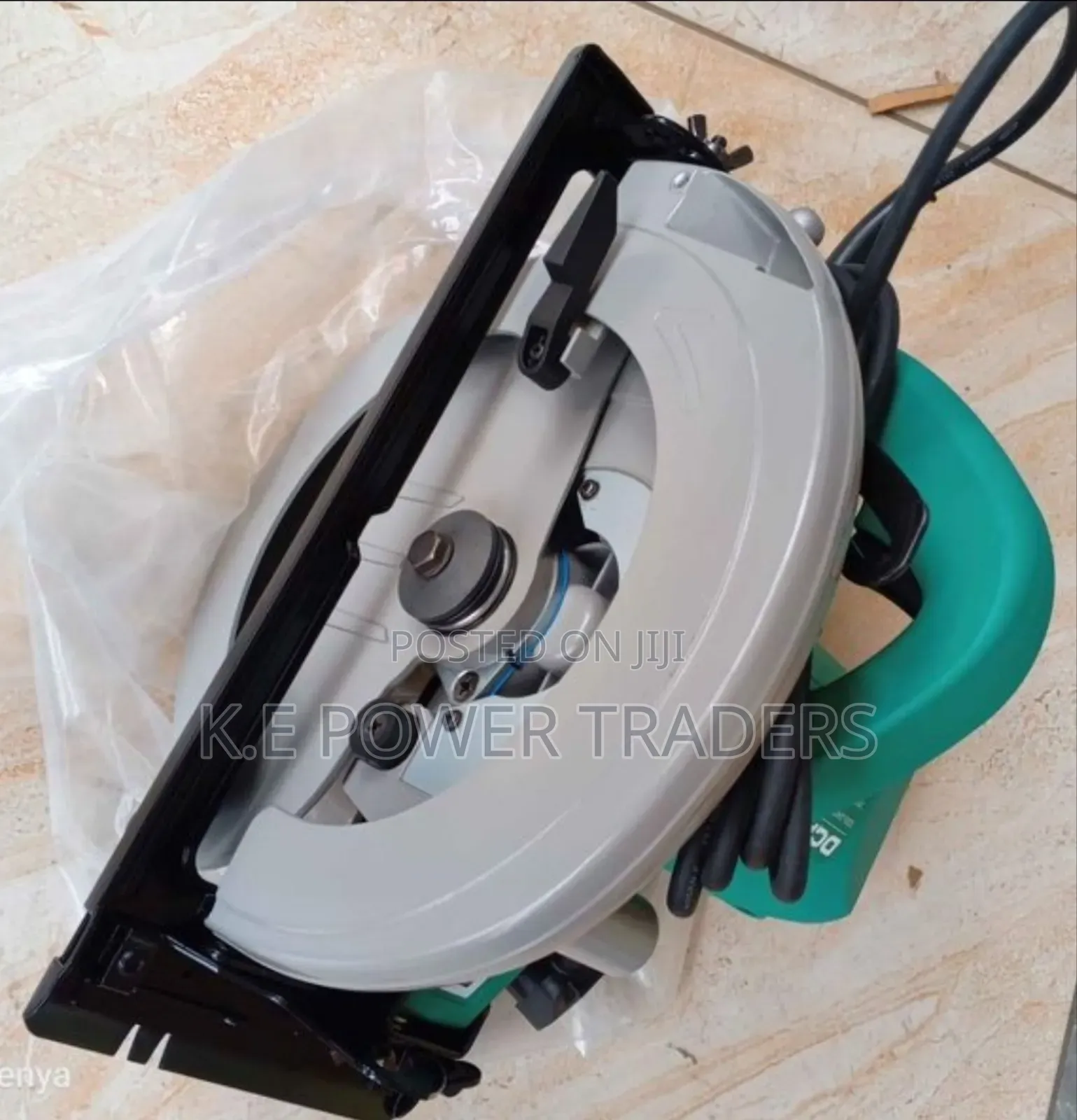 DCA 2000W 9" Inch Circular Saw