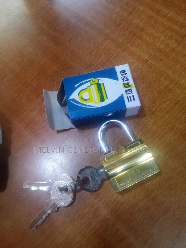 Tri_circle Side Padlock 103 - main view