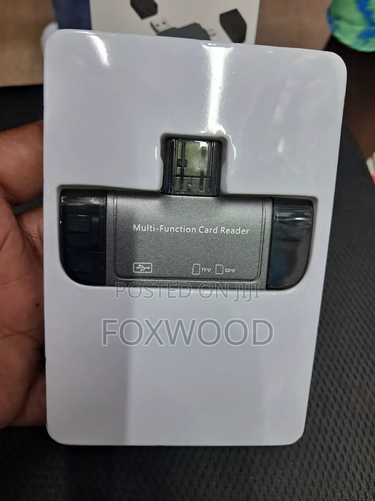 USB -C /USB-A/Lighting Card Reader