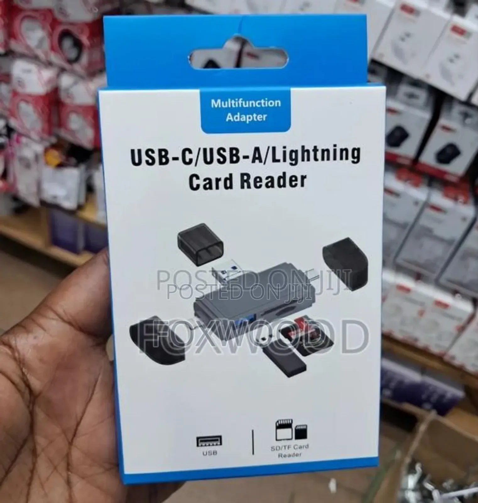 USB -C /USB-A/Lighting Card Reader