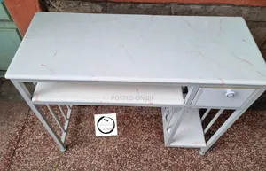 Salon Manicure Table, White and Peach.