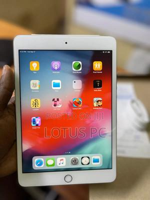 Apple iPad mini 3 64 GB Yellow - main view