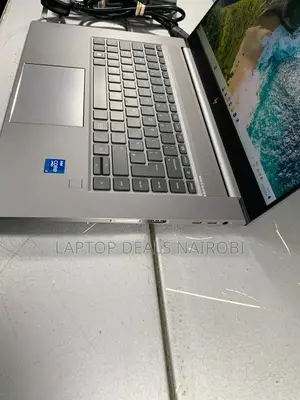 Laptop HP ZBook Studio 8GB Intel Core I5 SSD 512GB