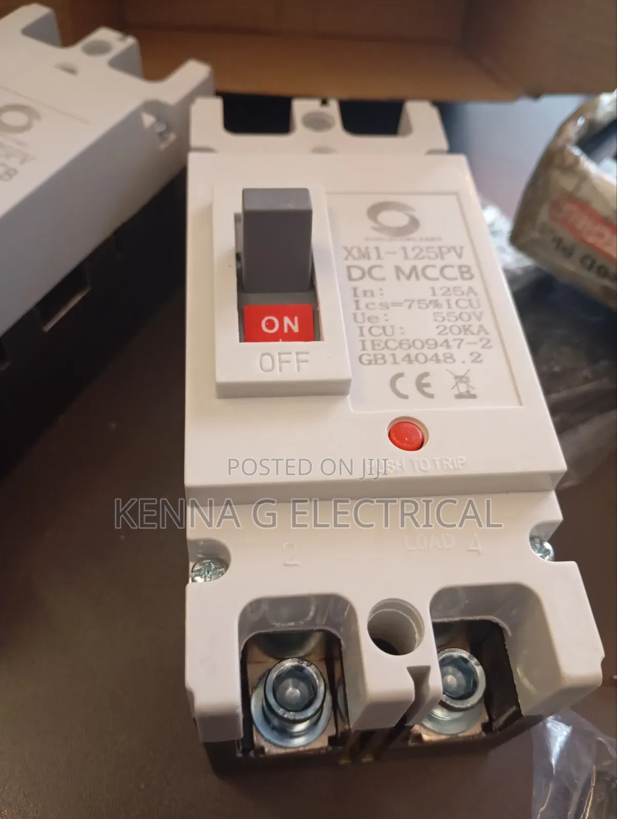 2P DC Circuit Breaker for Solar McCb 160A