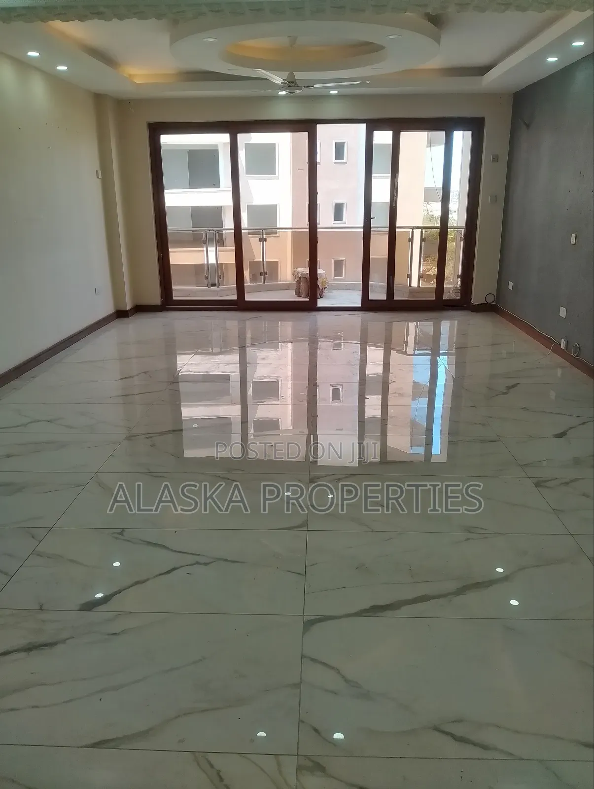 3bdrm Apartment in Nyali Estate for rent