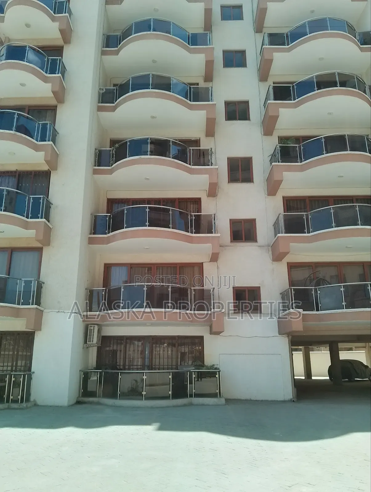 3bdrm Apartment in Nyali Estate for rent