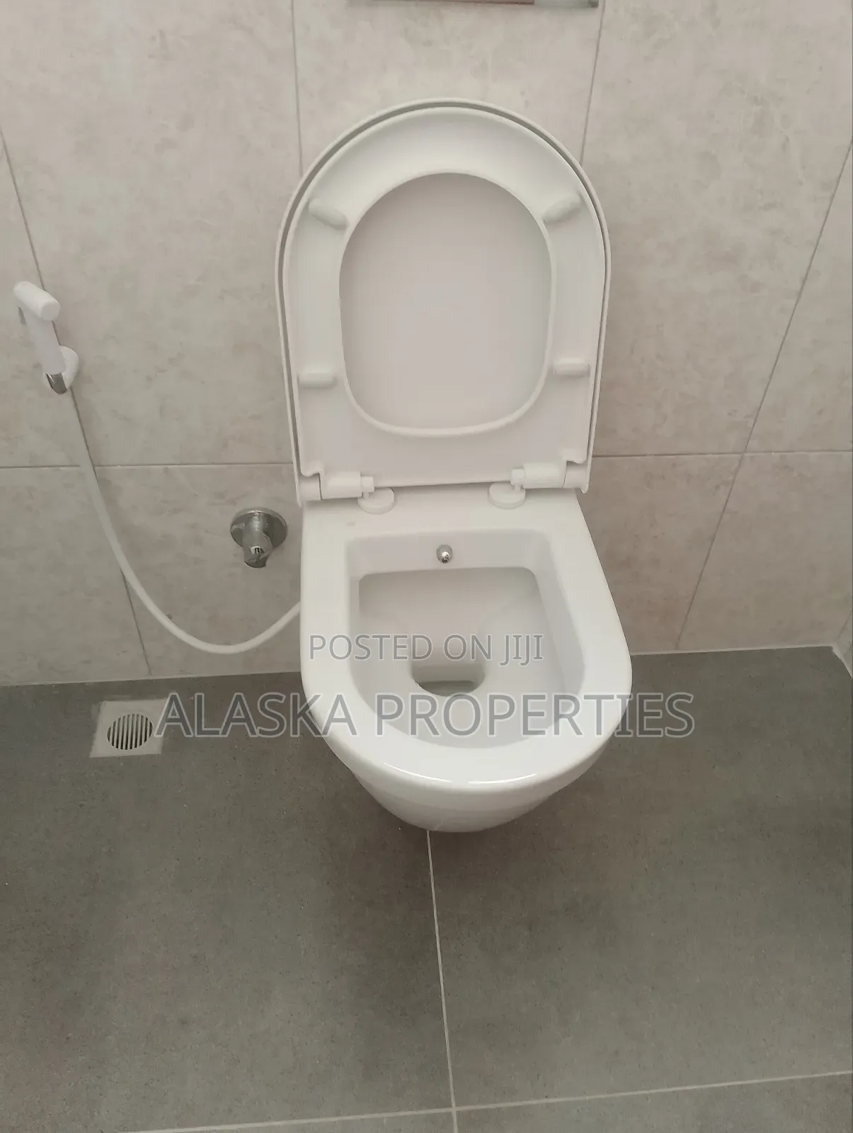 3bdrm Apartment in Nyali Estate for rent