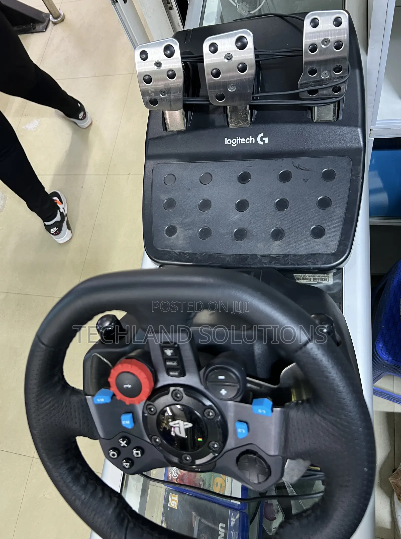Logitech 29 Driving Wheel