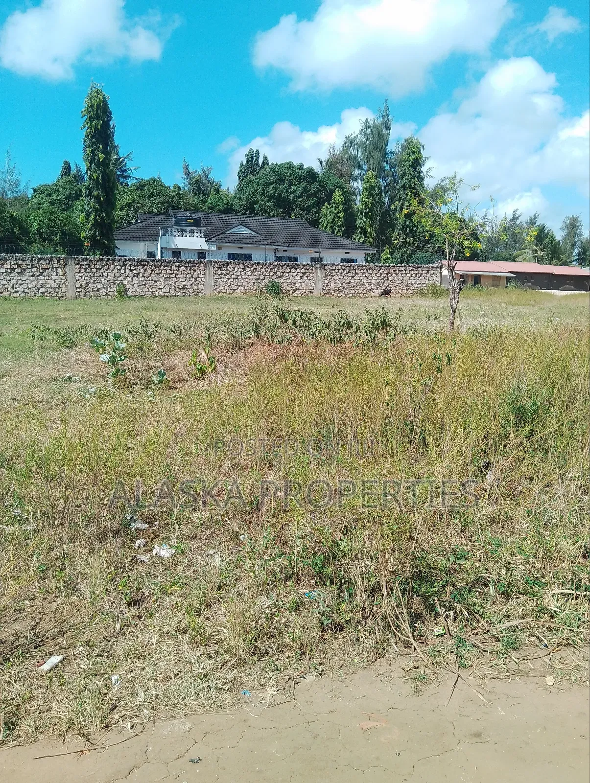 1/8 Acre Plot for Sale in Utange