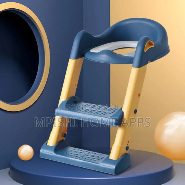 Foldable Baby Toilet Ladder - thumbnail 4