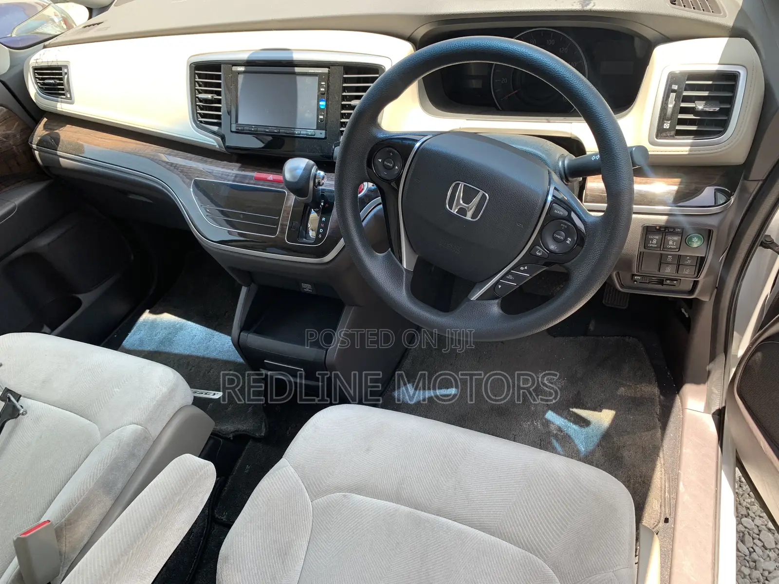 Honda Odyssey 2.4 G 2WD (7 seater) 2017 Off white