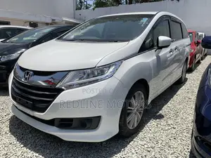 Honda Odyssey 2.4 G 2WD (7 seater) 2017 Off white