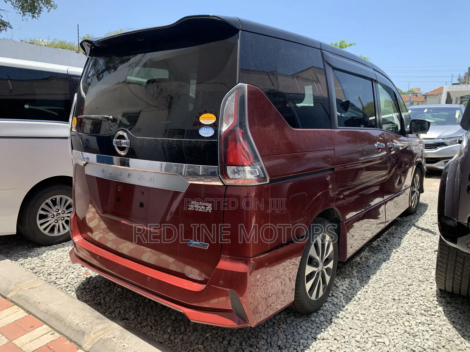 Nissan Serena 2017 Red