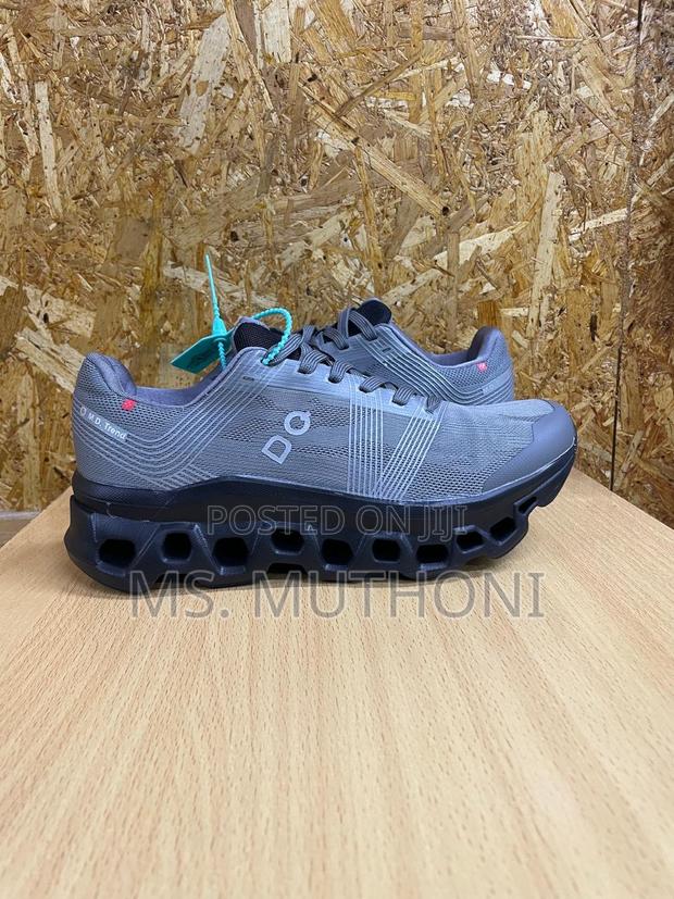 On Cloudgo Now Available Size 40-45 - thumbnail 3