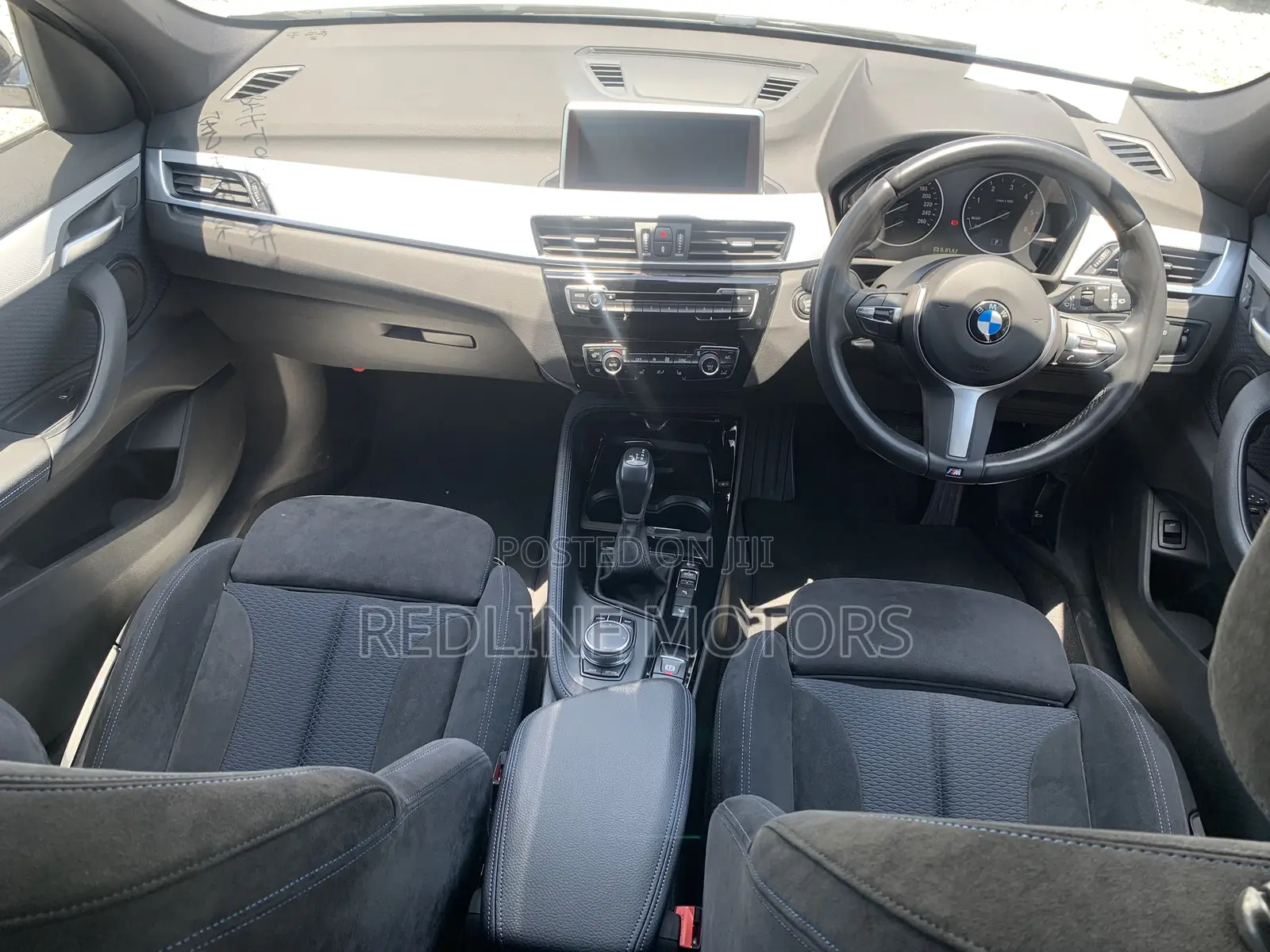 BMW X1 xDrive28i AWD 2018 Off white