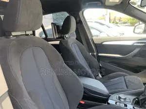BMW X1 xDrive28i AWD 2018 Off white