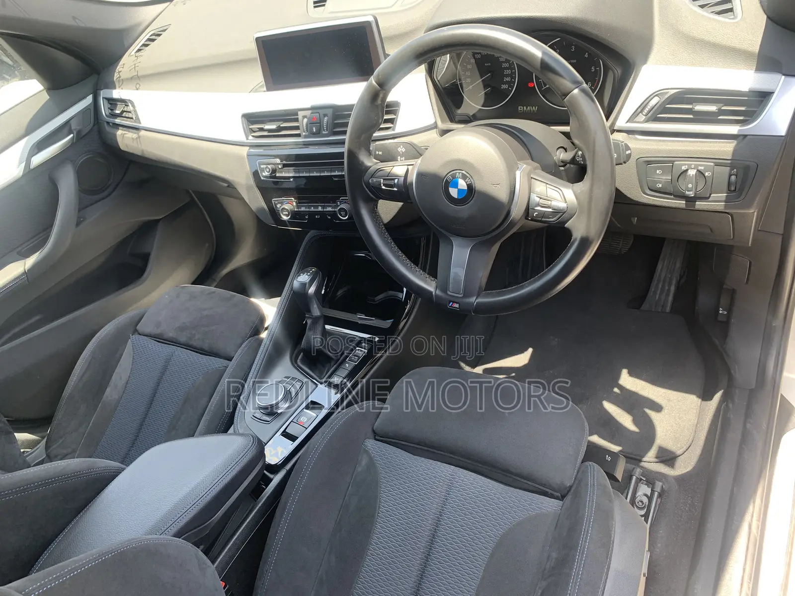 BMW X1 xDrive28i AWD 2018 Off white