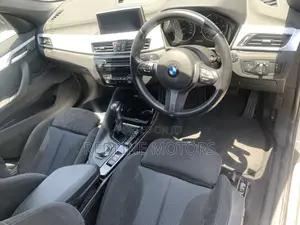 BMW X1 xDrive28i AWD 2018 Off white