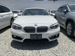 BMW 118i 2017 Off white