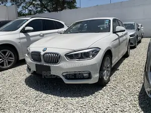 BMW 118i 2017 Off white