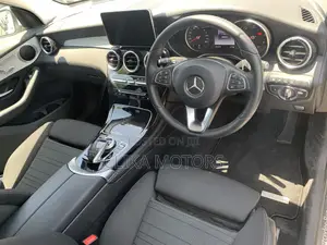 Mercedes-Benz GLC-Class 2017 Silver