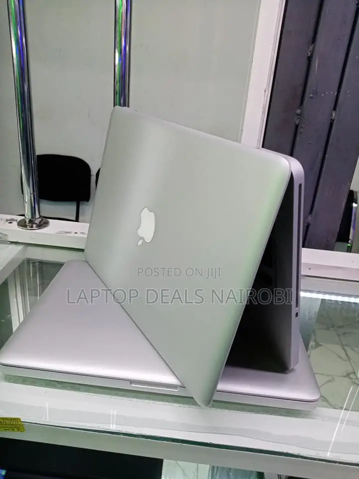Laptop Apple MacBook Pro 2012 8GB Intel Core I5 HDD 500GB