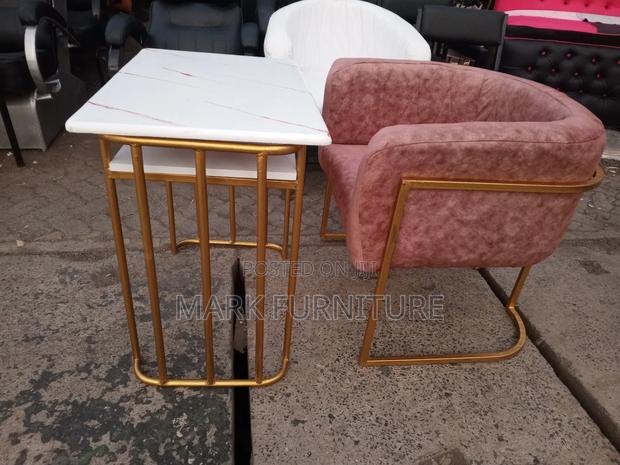 Manicure Table and Chairs - main view