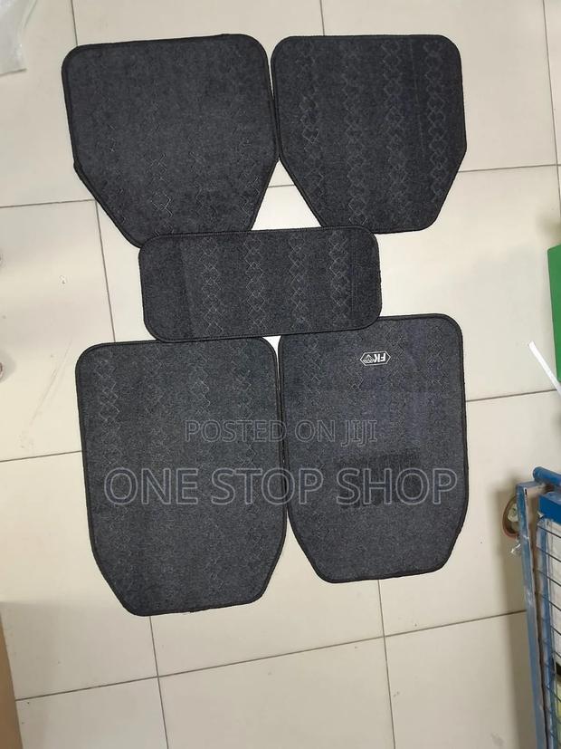 Black 5pc Woolen Car Floor Carpet Mats