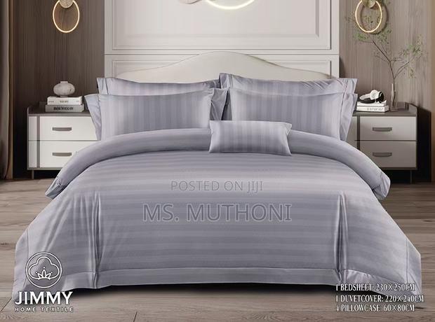Premium Quality Duvet Covers Set - thumbnail 2