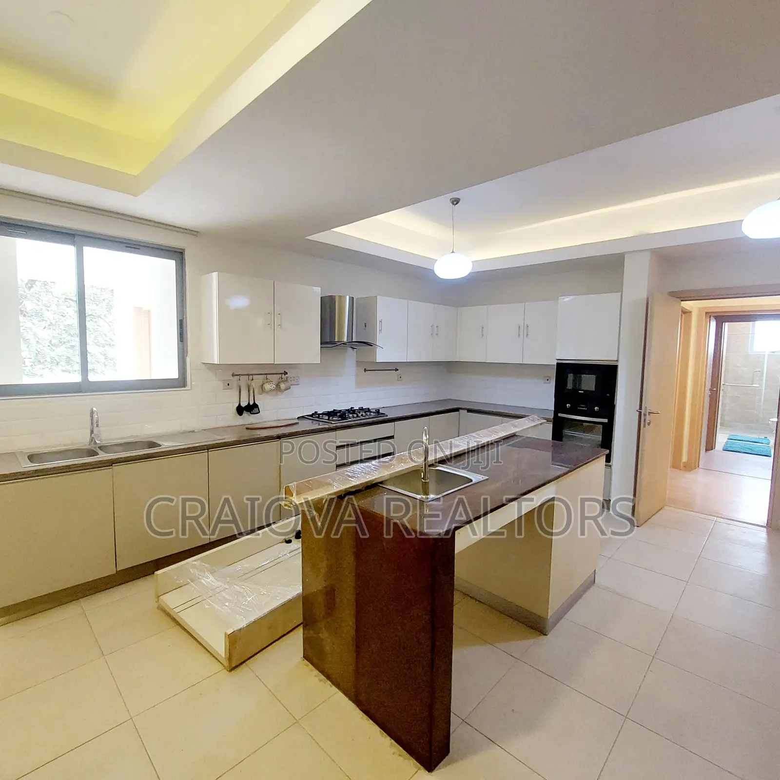3bdrm Apartment in Lavington for sale