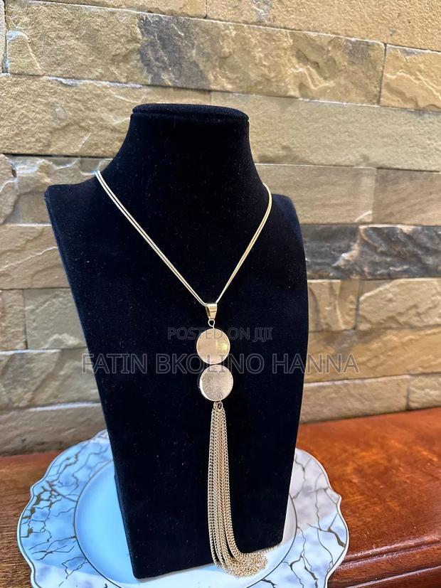 Stylish Women's Necklaces