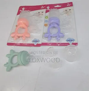 4 In1 Silicone Food Nibbler With 2 Extra Mesh Nipples